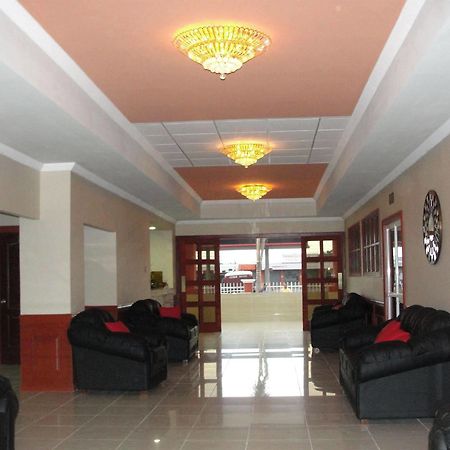 Hotel Sevilla Usulutan Esterno foto