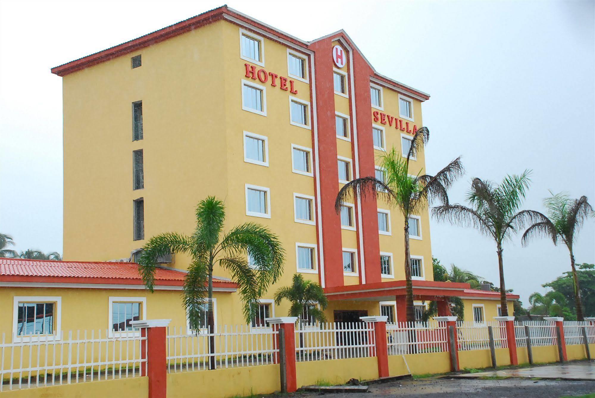 Hotel Sevilla Usulutan Esterno foto
